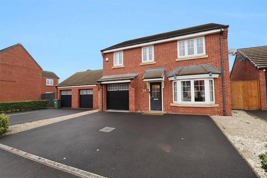 Mourie Wood Way, Yarm TS15 9FQ 4 bed detached house for sale £370,000