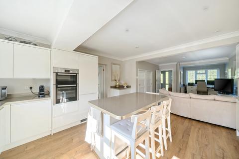 4 bedroom detached house for sale, Rydens Avenue, Walton On Thames, Surrey, KT12