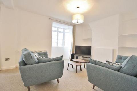 3 bedroom apartment to rent, Harewood Avenue, London NW1