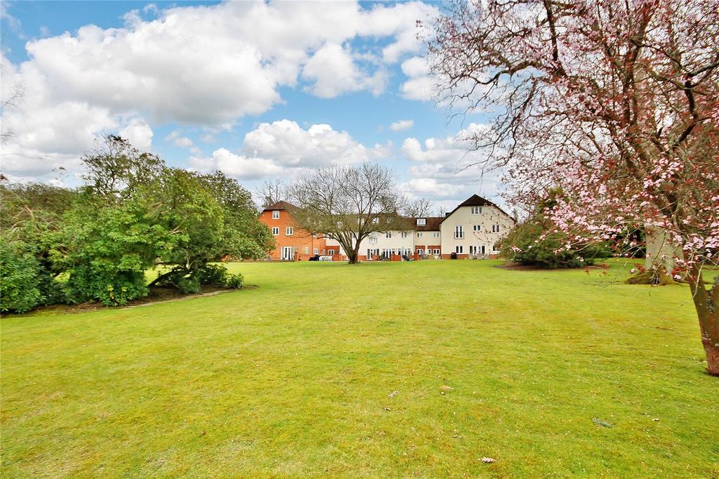 Heath House Road, Worplesdon, Woking... 2 bed apartment for sale £400,000