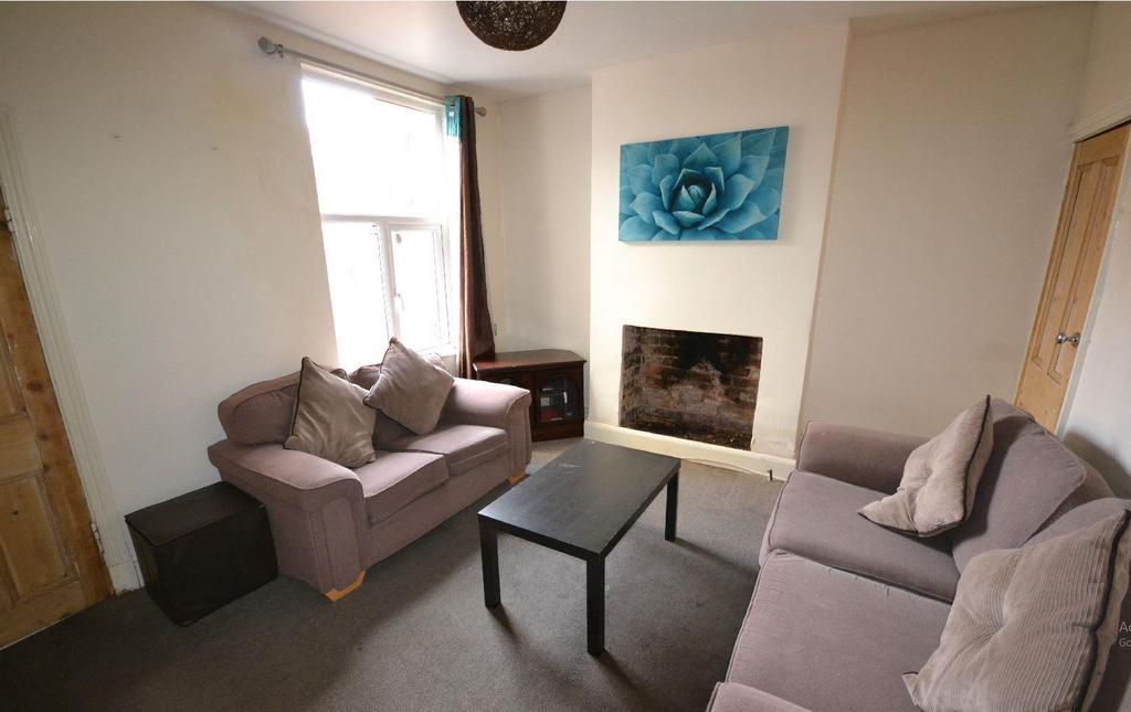 Roman Street, West End, Leicester 2 bed terraced house for sale £175,000
