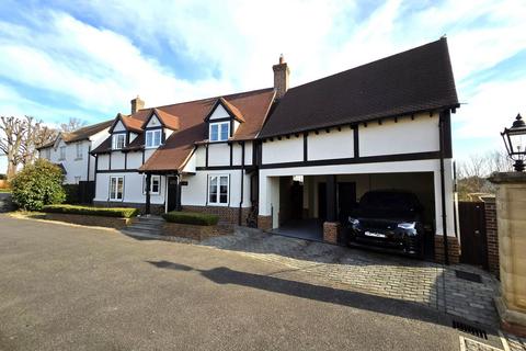 4 bedroom detached house for sale, The Maltings, Sandy SG19