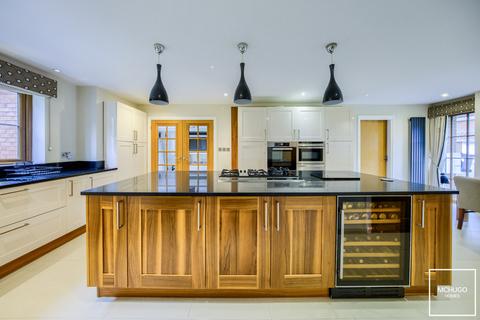 28 Greening Drive, Birmingham, B15 2XA