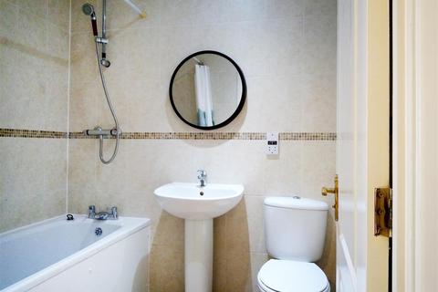30 Walker Crescent, Slough, SL3 7GB