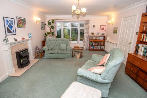 3 bedroom bungalow for sale, Meadow View, Moseley, Birmingham, B13