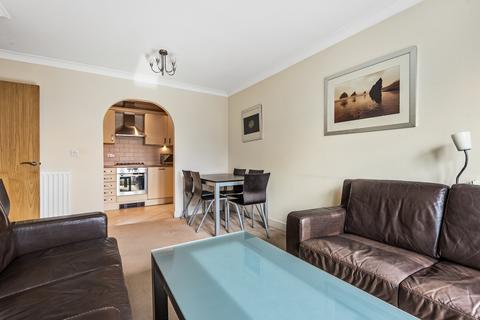 2 bedroom flat to rent, Masons Hill Bromley BR2