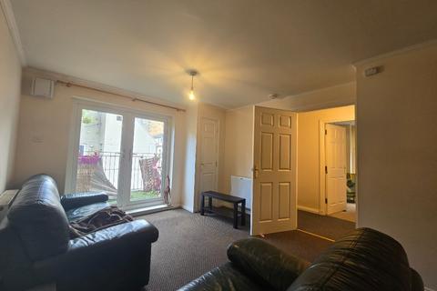 3 bedroom flat to rent, Trafalgar Lane, Leith, Edinburgh, EH6