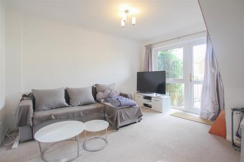 1 bedroom terraced house to rent, Loompits Way, Saffron Walden CB11