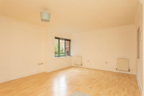 2 bedroom apartment to rent, Bellflower Mews, Canterbury, CT1