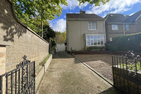 207 Castle Road, Salisbury, SP1 3RX