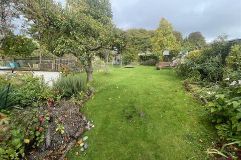 207 Castle Road, Salisbury, SP1 3RX