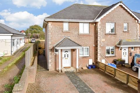 3 bedroom end of terrace house for sale, North Street, Sandown, Isle of Wight