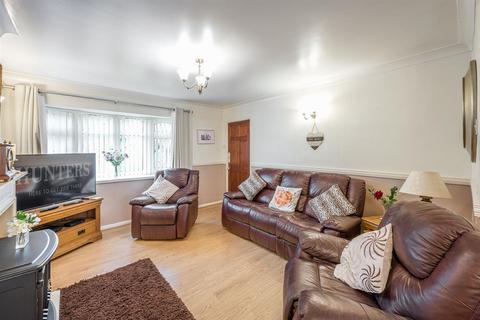 3 bedroom detached house for sale, Balmoral Road, Wordsley, DY8 5HR