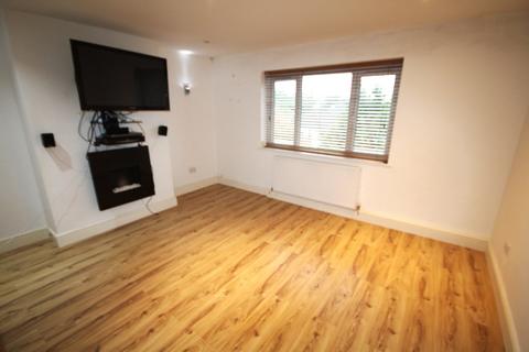 2 bedroom maisonette for sale, Merle Avenue, Harefield UB9