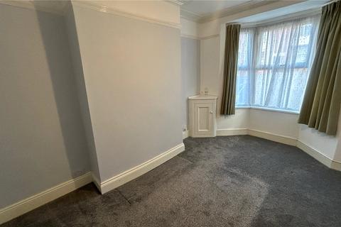 3 bedroom terraced house to rent, Lorne Road, Leicester LE2