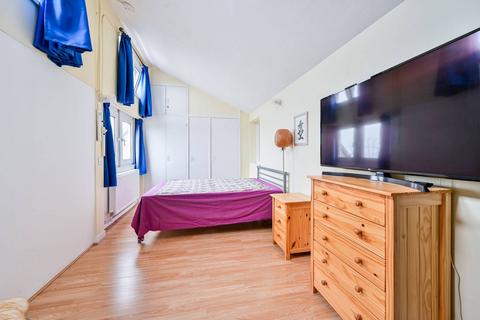 1 bedroom flat for sale, Kennington Lane, Elephant and Castle, London, SE11