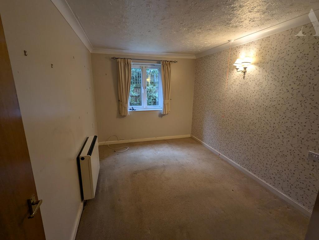 Barons Court - Bedroom
