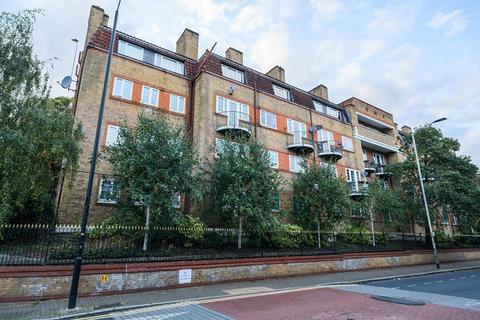 2 bedroom flat for sale, Acorn Walk, London