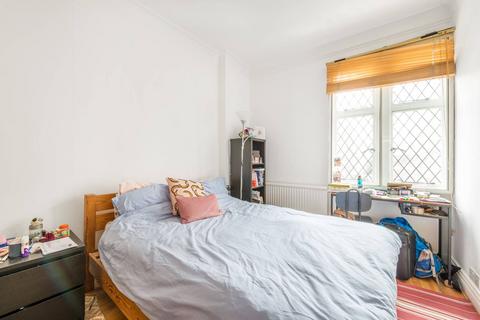 2 bedroom flat for sale, Kensington Church Street, Kensington, London, W8