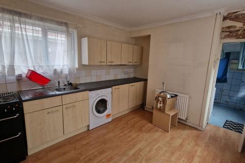 2 bedroom semi-detached house for sale, 16 Commercial Street, Risca, Newport, Gwent, NP11 6AY