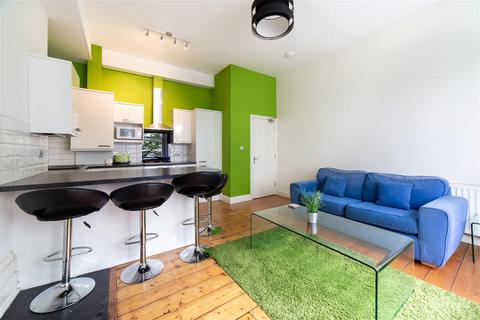 4 bedroom apartment to rent, £145pppw - Jesmond Road, Jesmond NE2