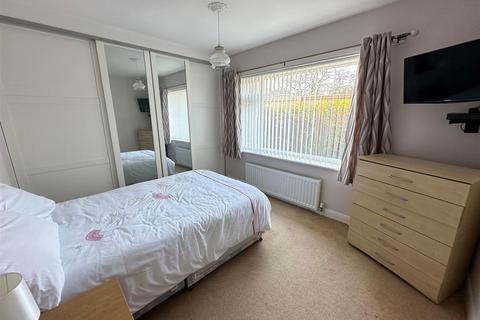 10 Castle Close, Thornton Le Dale, Pickering, YO18 7TW