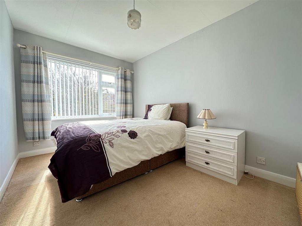 Bedroom 2.jpg