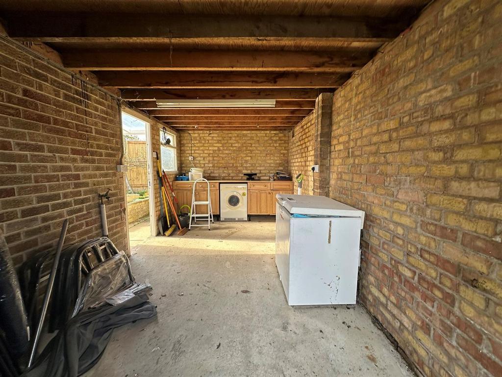 Garage.jpg