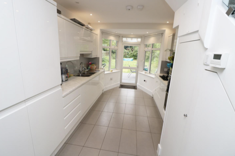 3 bedroom semi-detached house to rent, Hendon  NW4