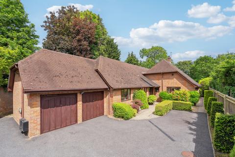 4 bedroom bungalow for sale, Packhorse Road, Gerrards Cross, Buckinghamshire, SL9