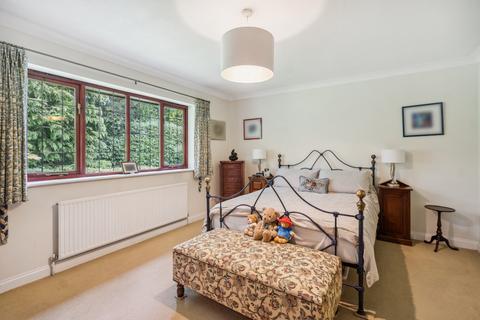 4 bedroom bungalow for sale, Packhorse Road, Gerrards Cross, Buckinghamshire, SL9