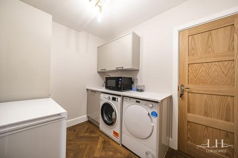 30 Mascalls Gardens, Brentwood, CM14 5LT