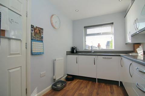 62 Union Road, Low Moor, Bradford, BD12 0DF