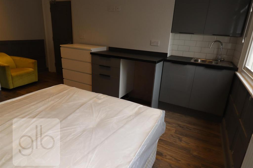 Warwick Street, Leamington Spa 1 bed in a house share to rent £825
