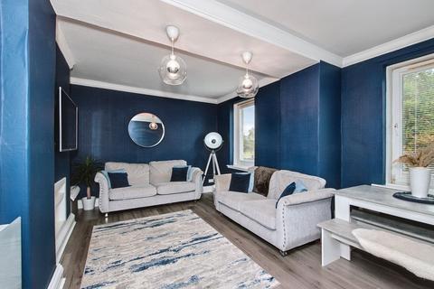 3/4 Loganlea Drive, Edinburgh, EH7 6LS