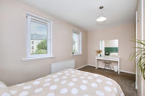 3/4 Loganlea Drive, Edinburgh, EH7 6LS