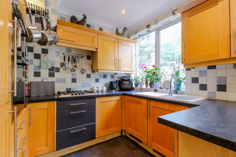 3 bedroom terraced house for sale, Bullsmoor Way, EN8