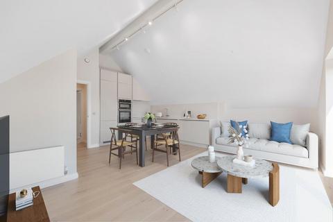 3 bedroom maisonette for sale, Kings Mews, SW2