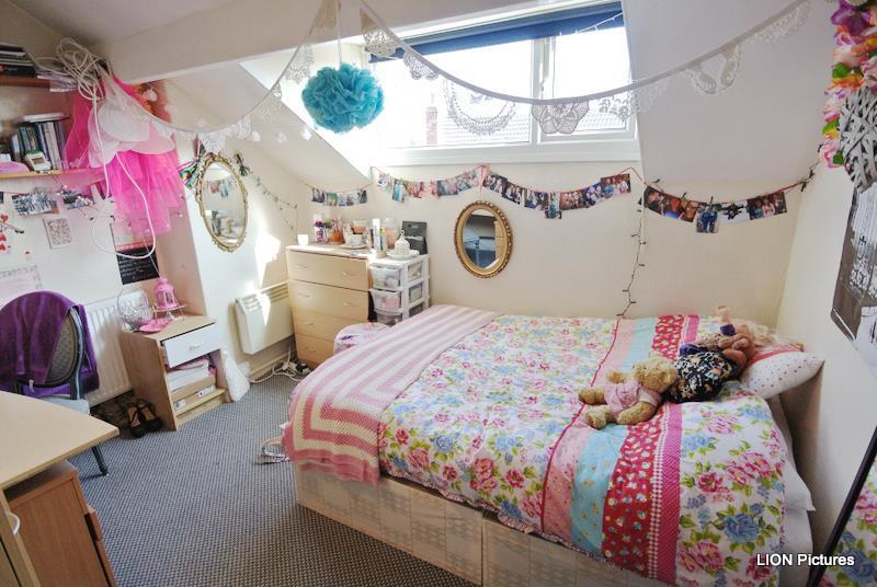 15 BG-Bedroom1.jpg