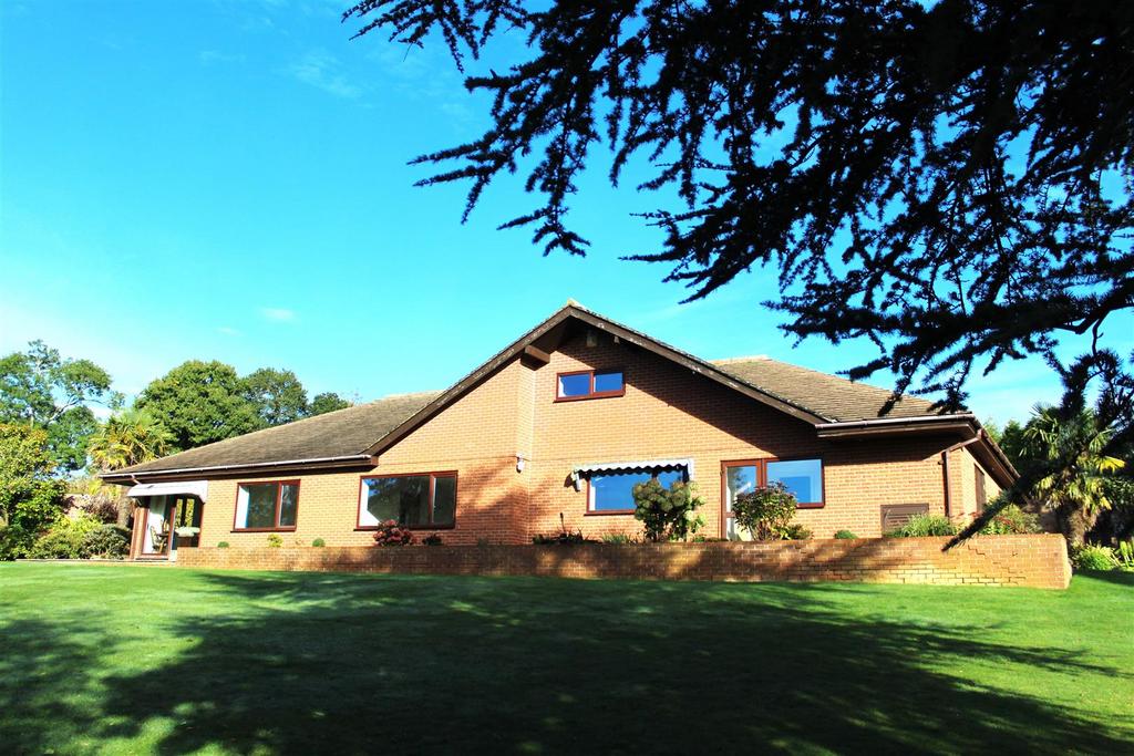 Old Walled Garden, Compton Verney... 3 bed detached bungalow for sale