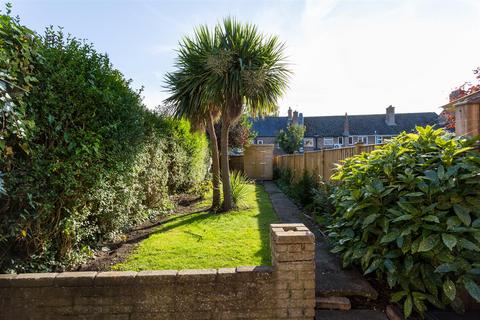 2 bedroom terraced house for sale, North Lane, Haxby, York