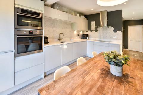 7 Langwith Avenue, Collingham, Wetherby, LS22 5DD