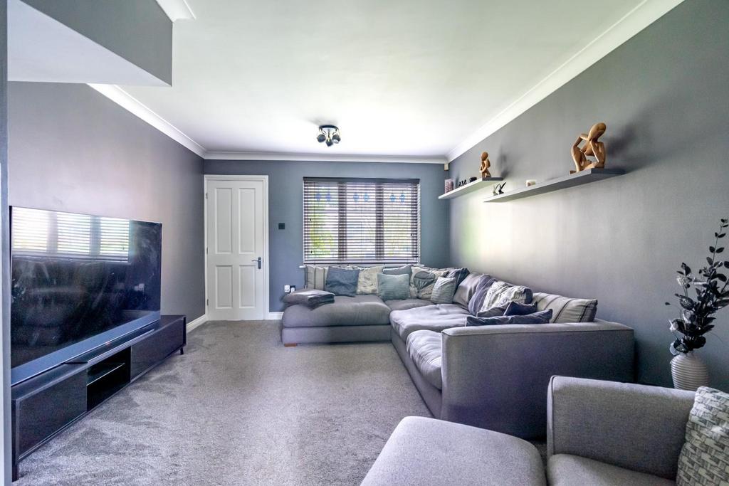 Blatchford Court, York 2 bed semidetached house for sale £280,000