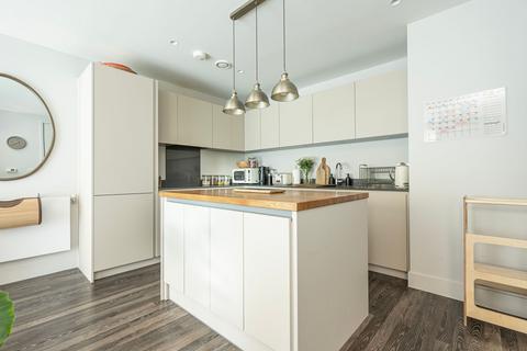 2 bedroom apartment for sale, Moulding Lane, London SE14