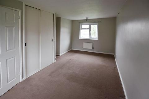 20 Baldwin Close, Wittering, Peterborough, PE8 6EB