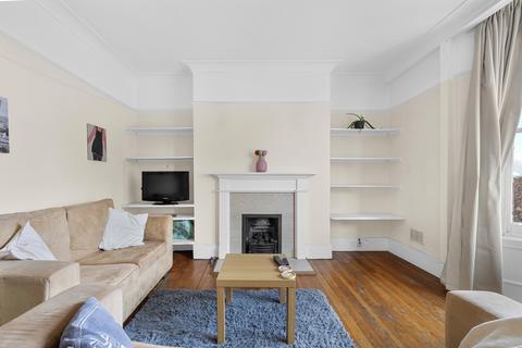 2 bedroom flat for sale, Thornton Hill, London SW19