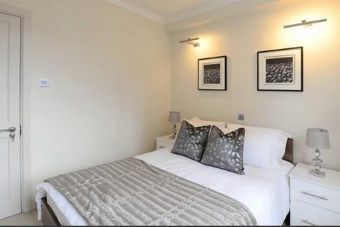 3 bedroom apartment to rent, Hill Street, Mayfair, London