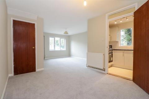 1 bedroom maisonette for sale, St. Andrews Road, Ifield, Crawley