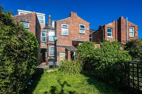 4 bedroom terraced house to rent, Thompson Road, Sheffield S11