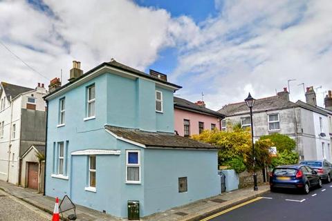 4 bedroom house to rent, Providence Street, Plymouth PL4